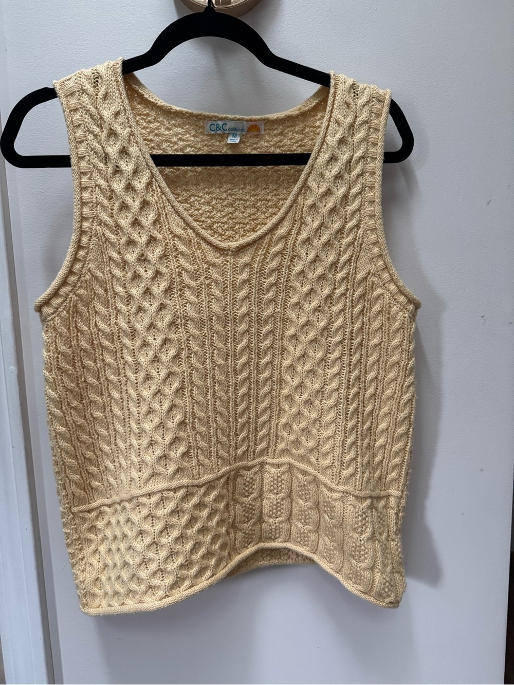 C&C California Butter Yellow Cable Knit Sleeveless Sweater Vest